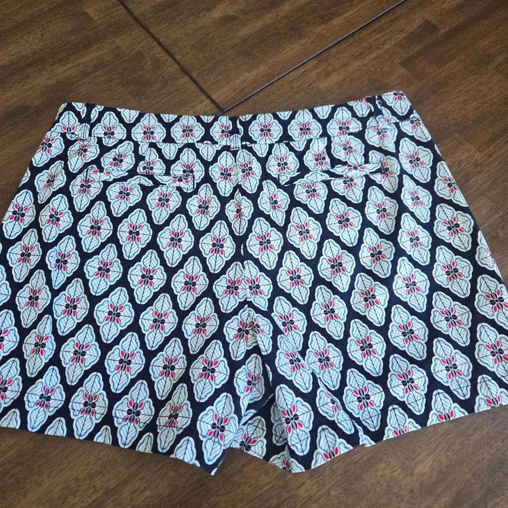 Crown & Ivy Shorts Womens 14 Chino Casual Preppy Summer Printed Flat Front - Picture 2 of 9